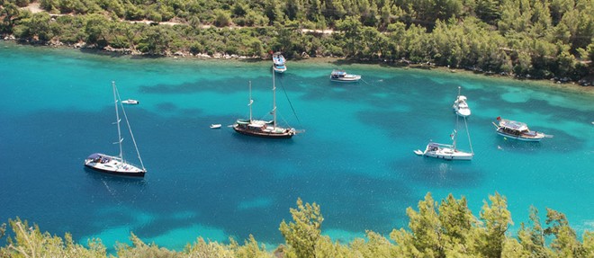 Gulets join other yachts in anchorages too shallow for larger vessels ©  SW
